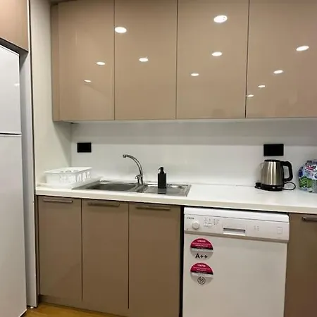 Apartment 90m Massive Deluxe Area+view Istanbul