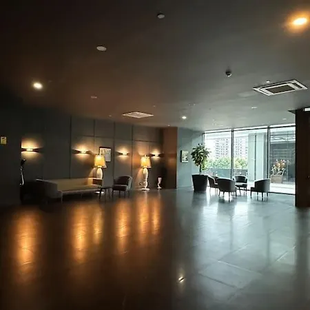 90m Massive Deluxe Area+view